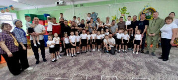 Музыкально-спортивное развлечение посвященное к Дню защитника Отечества Музыкально-спортивное развлечение посвященное к Дню защитника Отечества.